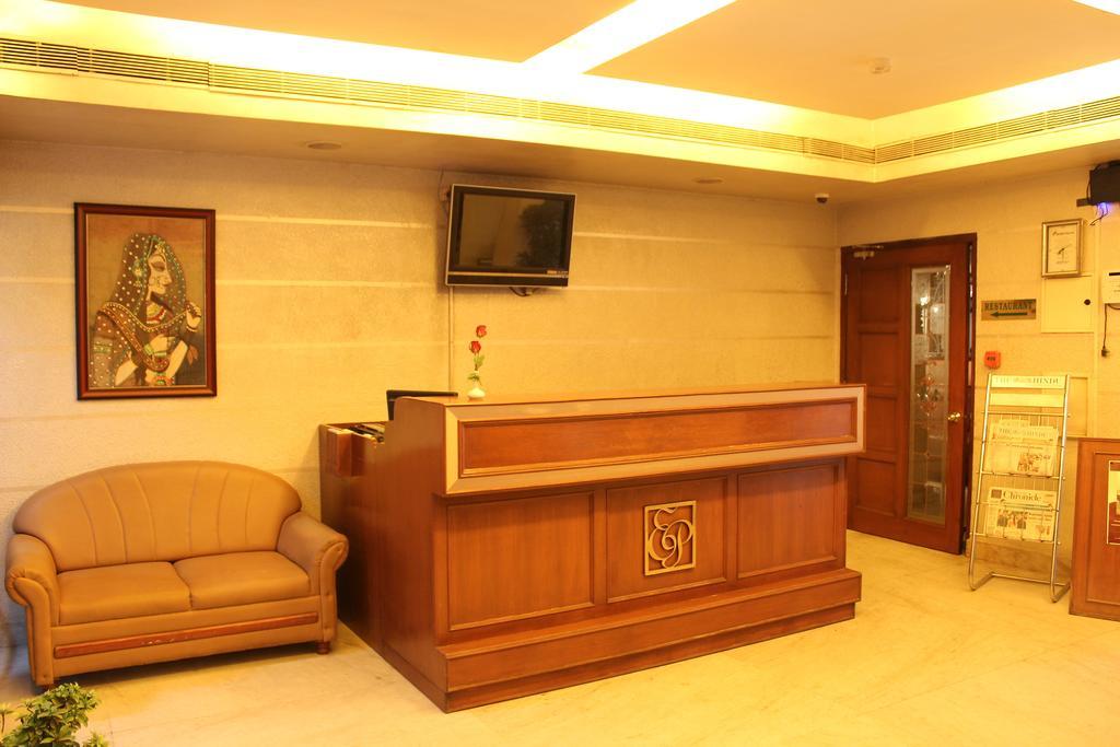 Hotel Emerald Park Chennai Ngoại thất bức ảnh