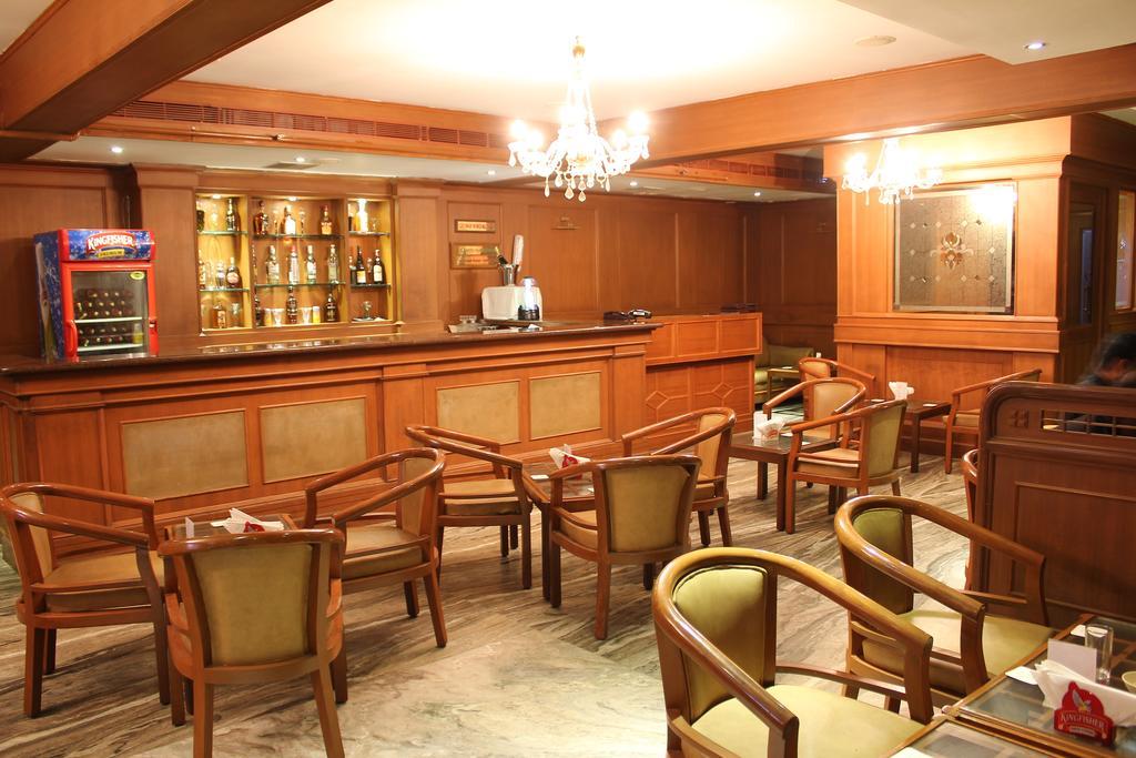 Hotel Emerald Park Chennai Ngoại thất bức ảnh