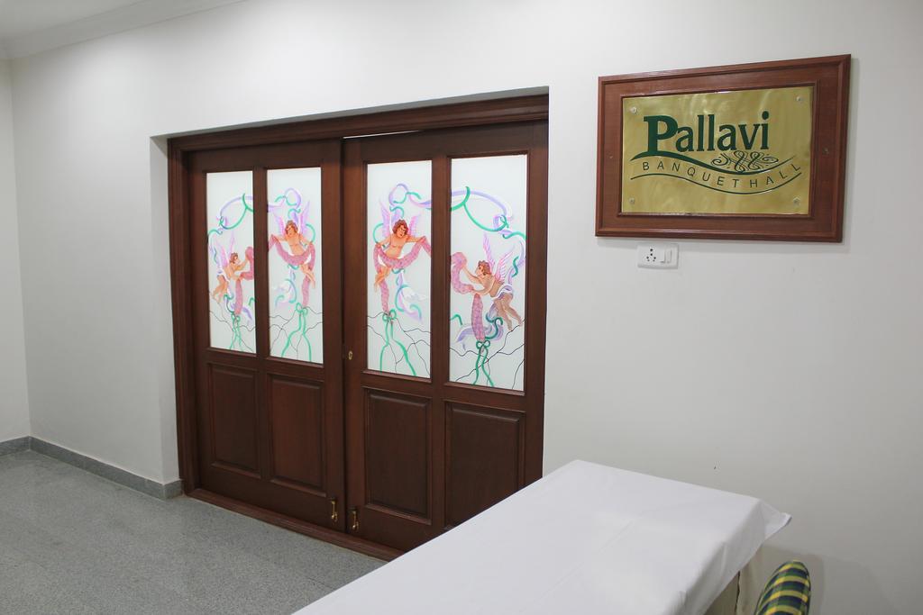 Hotel Emerald Park Chennai Ngoại thất bức ảnh